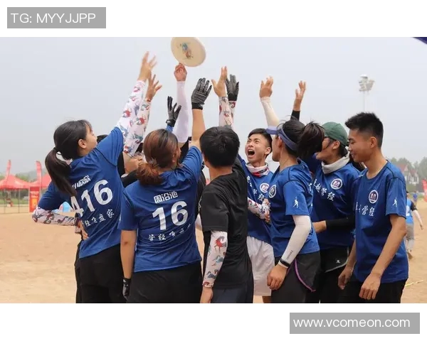 深圳飞盘队在世界攀岩锦标赛中的默契配合与精彩表现分析